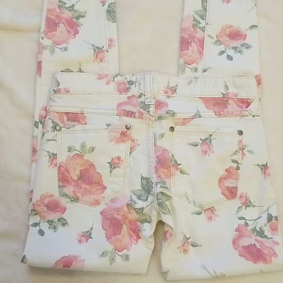Free People White Jeans with Roses Size 25 New - Picture 7 of 9